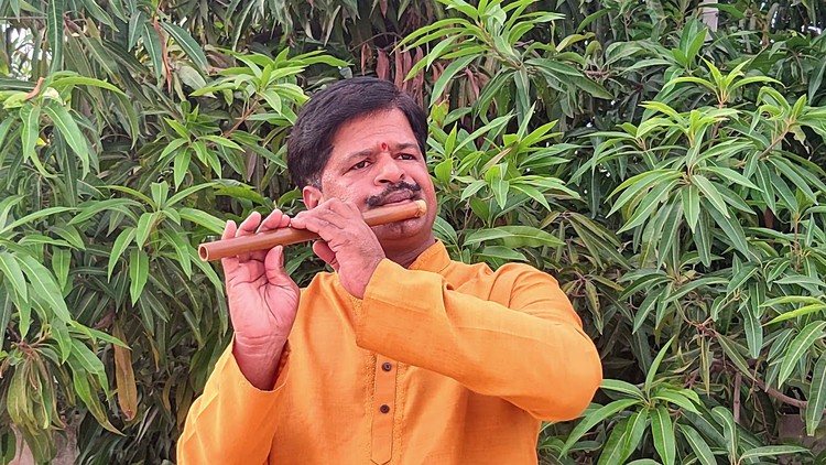 8ee21c4550441e196eb4d6976d9891fb